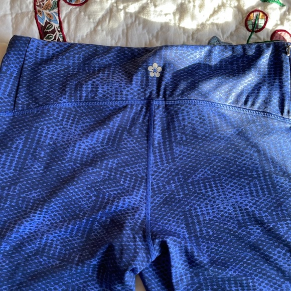 Tuff Athletics XL Pants Made in Canada - Picture 4 of 5